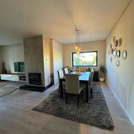 Villa Pinheiros House By Alponte